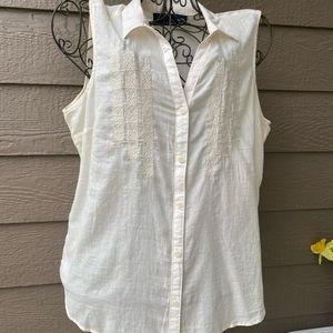 Attention women’s Ivory cotton sleeveless top, XL embroidery